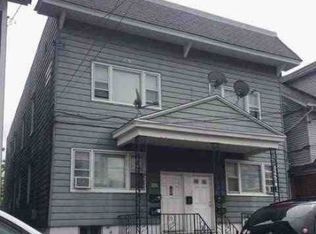 88 Windsor St, Kearny, NJ 07032