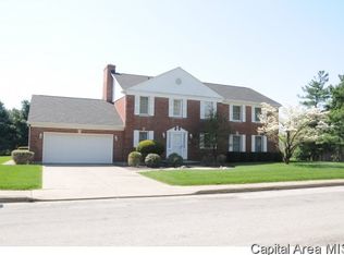 1 Cardinal Dr, Jacksonville, IL 62650