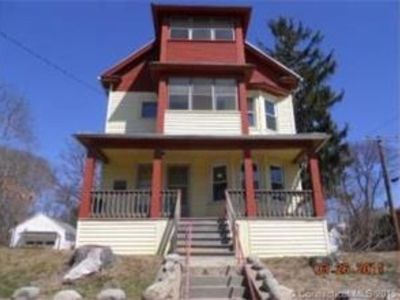 411 Sylvan Ave, Waterbury, CT, 06706