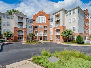 2610 Chapel Lake Dr APT 312, Gambrills, MD 21054
