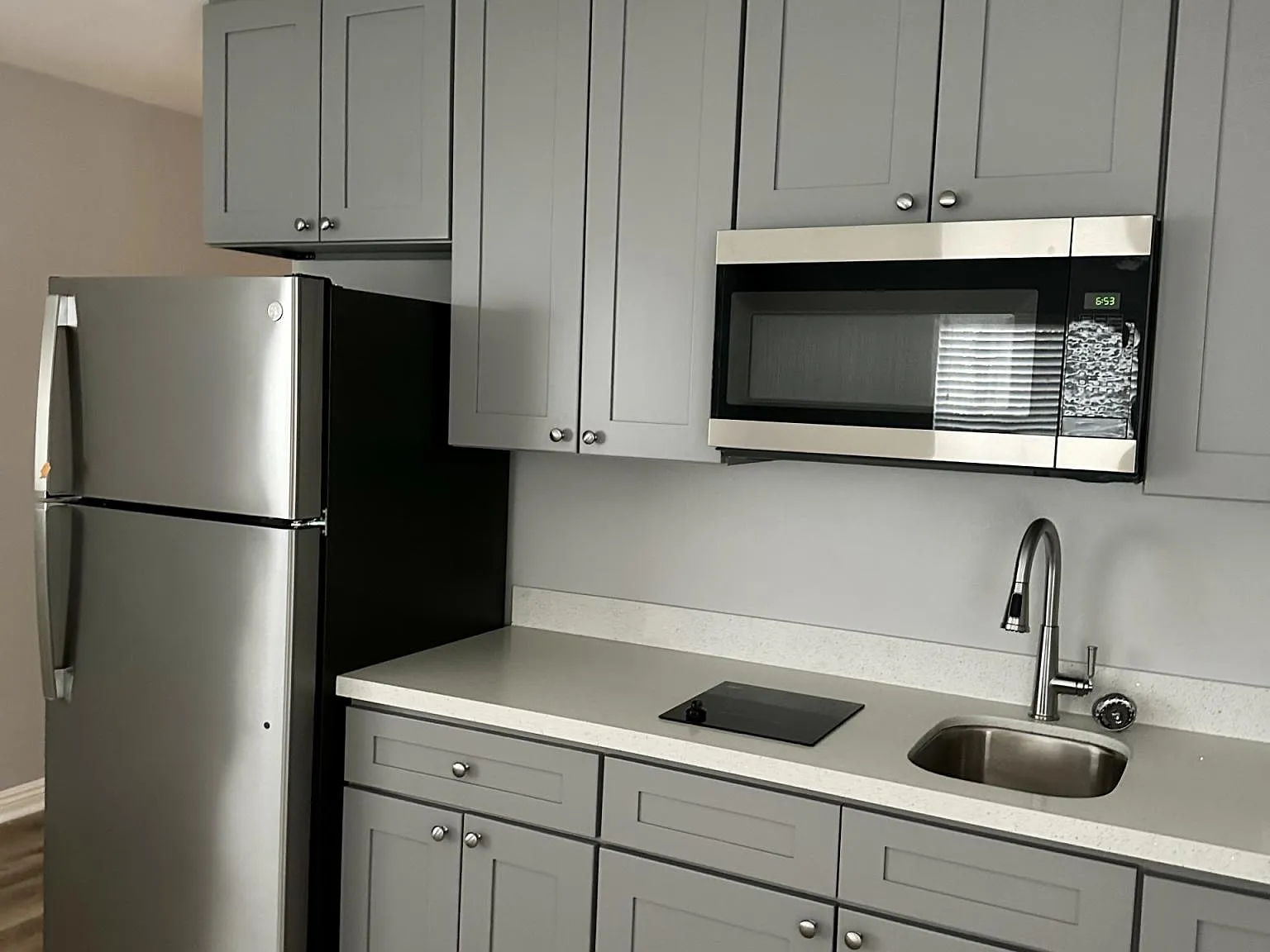 Studio, 400 sqft, $1,395 — Photo 4