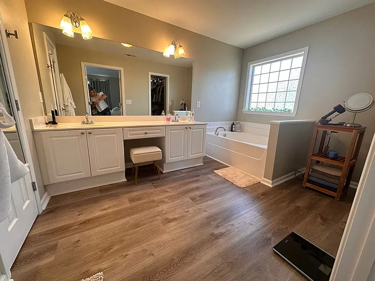 1031 Alden Glen Dr — Photo 16