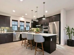 5992 Village Center Loop Rd #3, San Diego, CA 92130