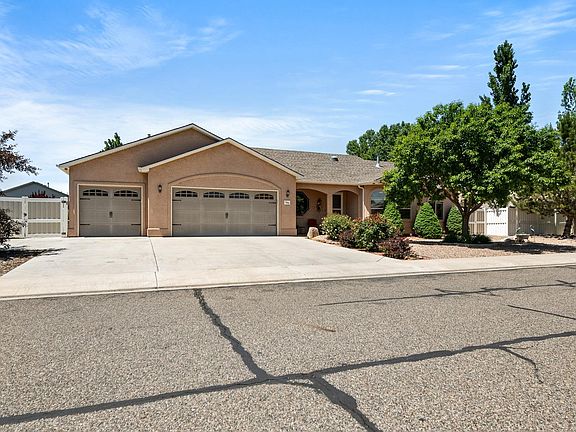 2nd image of 1041 Wildwood Dr