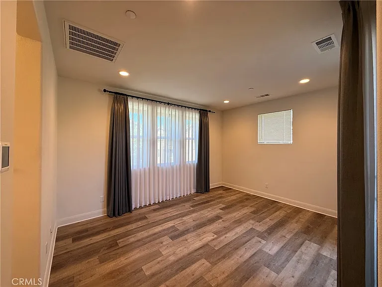 7362 Luminaire Pl — Photo 28