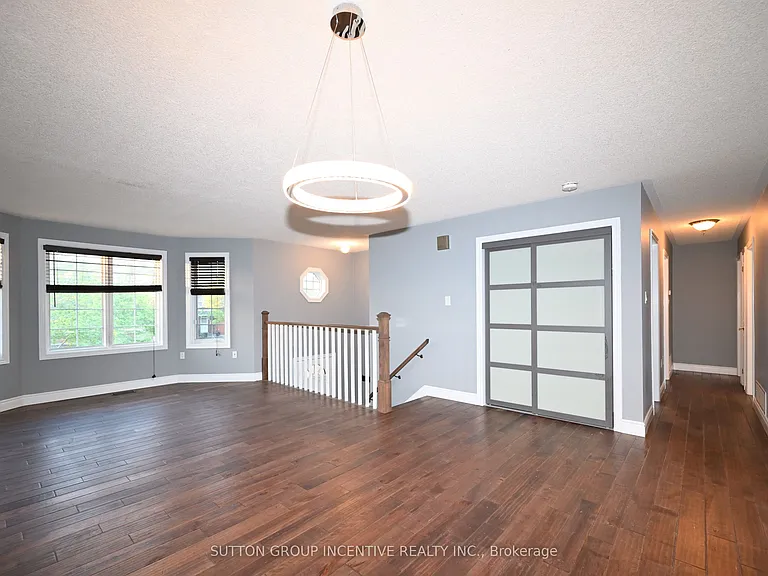 39 Jones Dr #UPPER — Photo 12