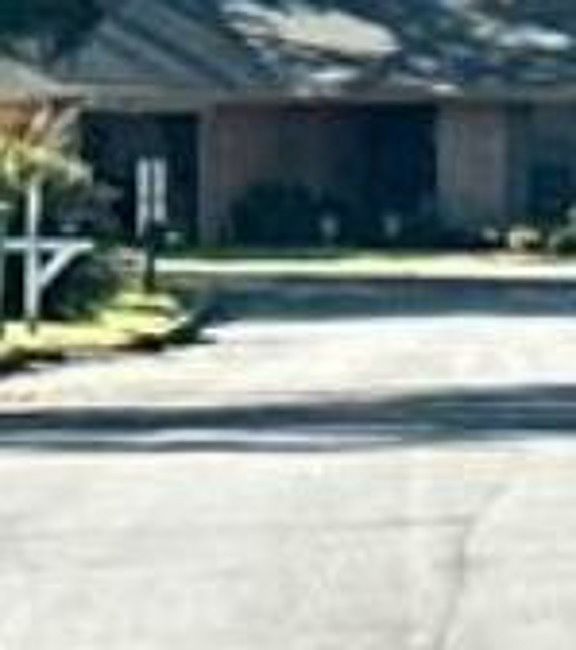 Exterior Neighborhood (street photo)