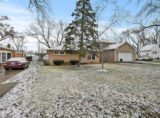 1S223 Wisconsin Ave, Lombard, IL