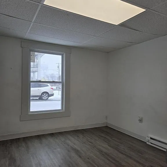 400 W Elm St #1 — Photo 13