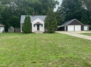 2440 Hufford Ave NW, Grand Rapids, MI 49544