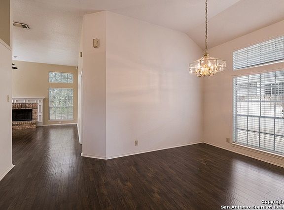 5th image of 1535 Firwick Dr
