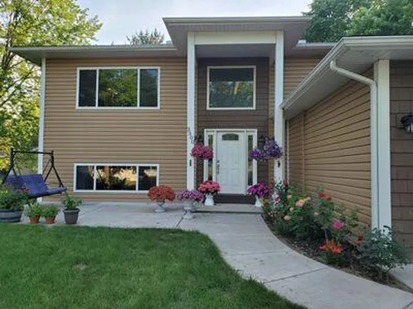 3300 Nordman Rd, Ann Arbor, MI 48108