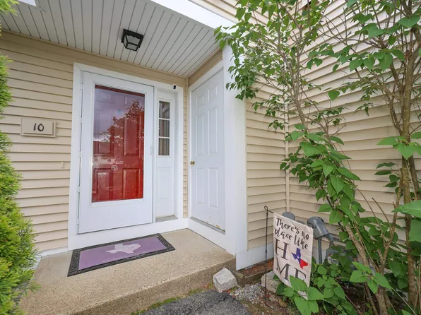 10 Whitewater Drive, Concord, NH 03303