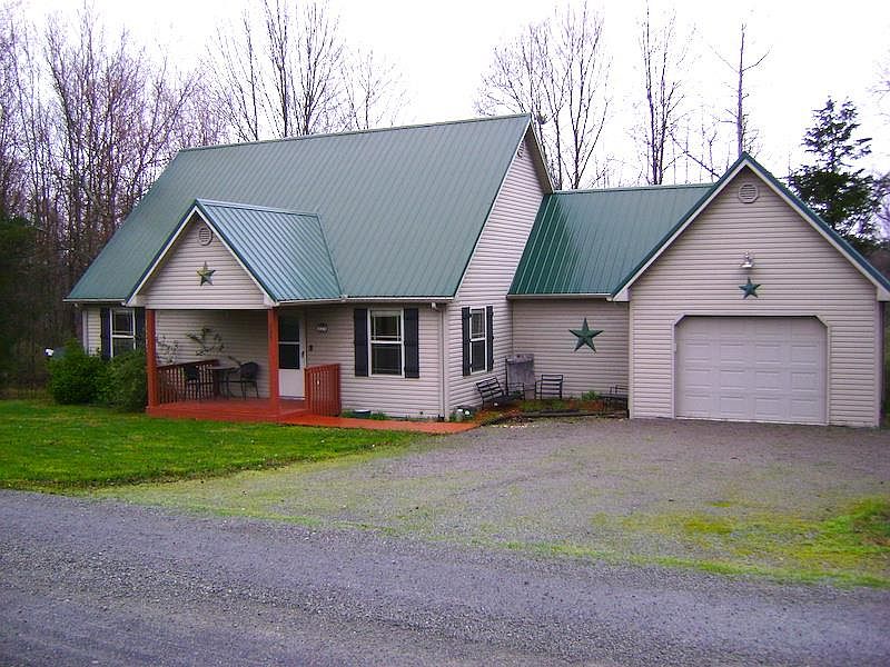 1st image of 225 Horseshoe Dr