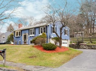 9 Kings Grant Rd, Westborough, MA 01581