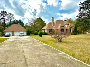 217 T Smith Rd, Hattiesburg, MS 39401