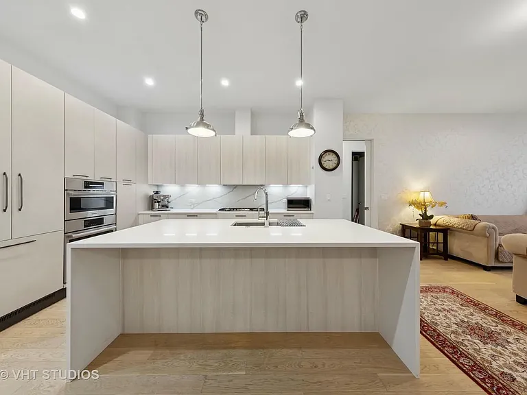 2773 N Hampden Ct #404 — Photo 12