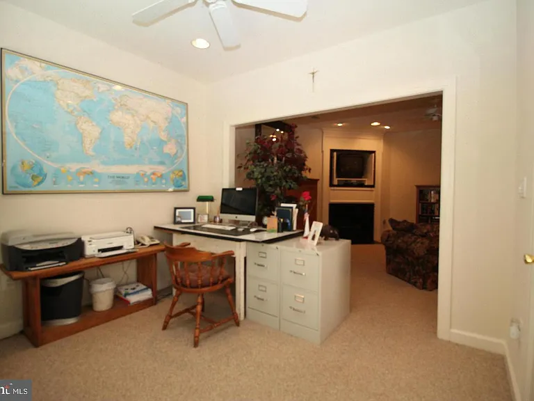 4553 Fair Valley Dr — Photo 22