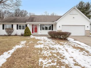 153 Barbadoes Trl, Battle Creek, MI 49015