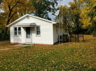 1440 W Yale Ave, Flint, MI 48505