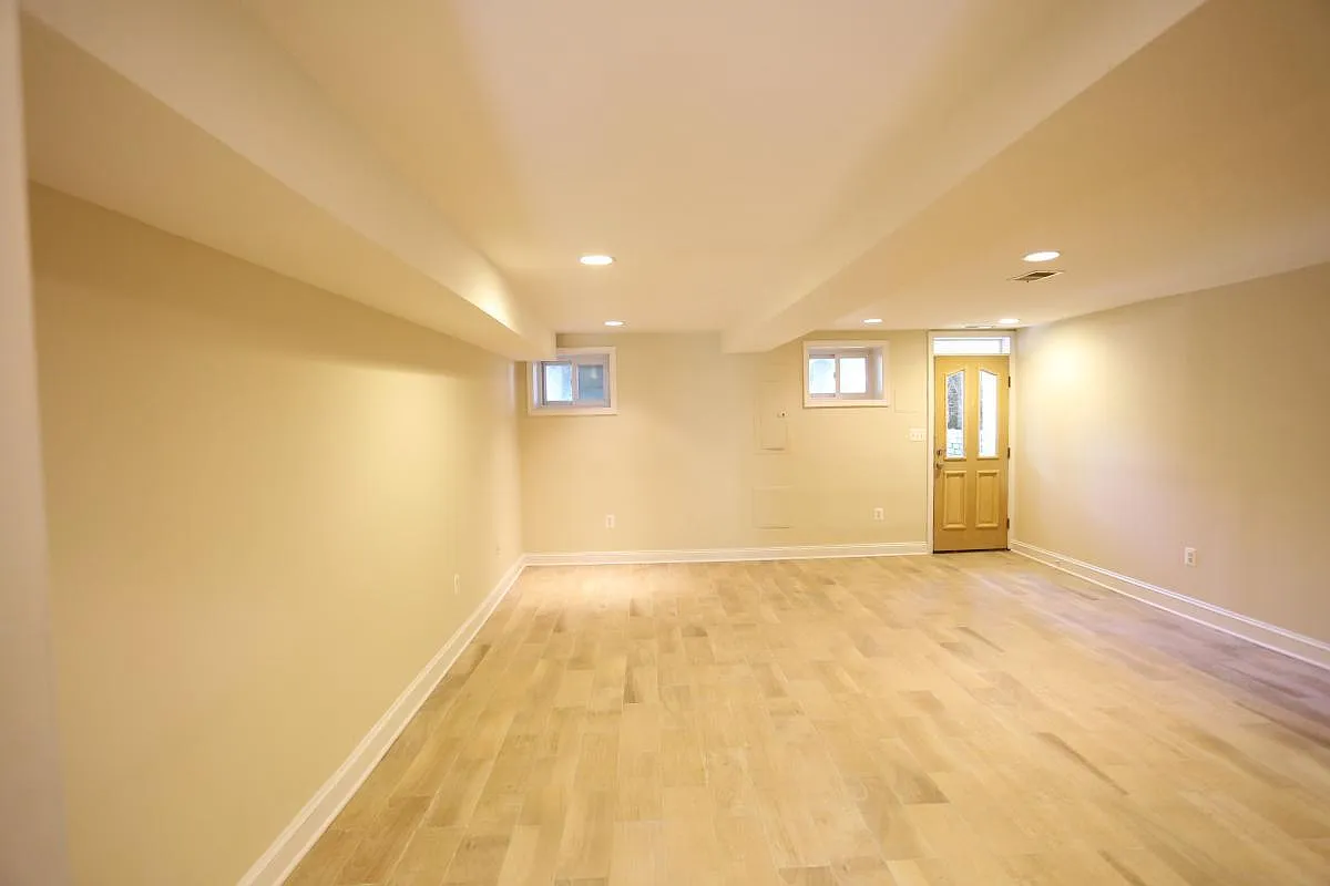 1 bed, 1.5 bath, 756 sqft, $1,800 — Photo 4