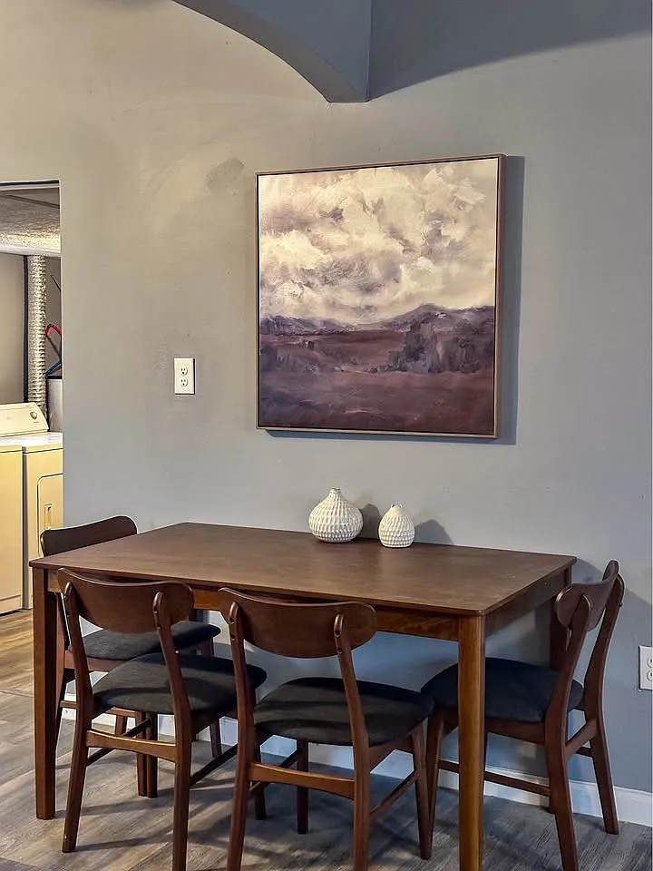 3 bed, 1392 sqft, $950 — Photo 2