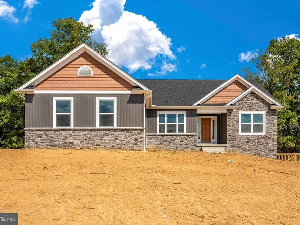 17038 Broadfording Rd, Hagerstown, MD 21740