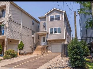 1117 Chestnut St FLOOR 1, Elizabeth, NJ 07201