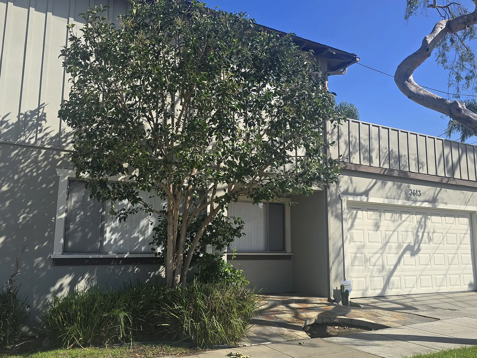 3613 E Colorado St — Photo 2