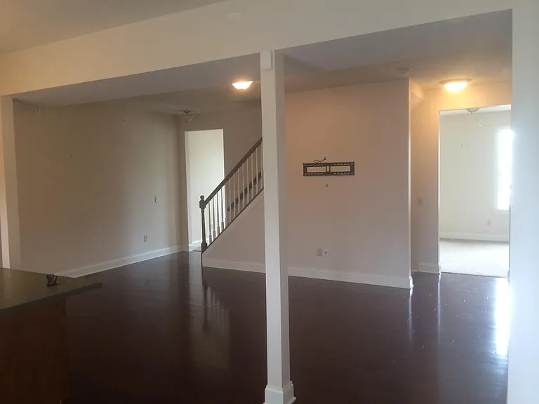 98 S Union St — Photo 11