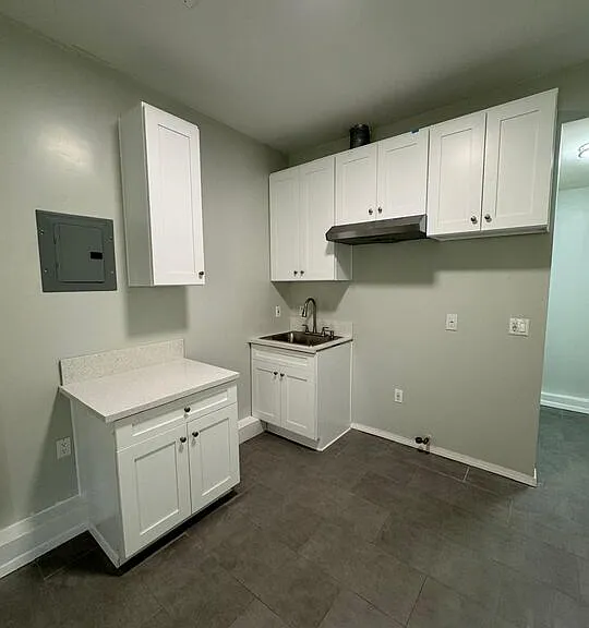 8517 Reading Ave — Photo 4