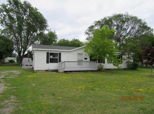 401 3rd St N, Oscoda, MI 48750