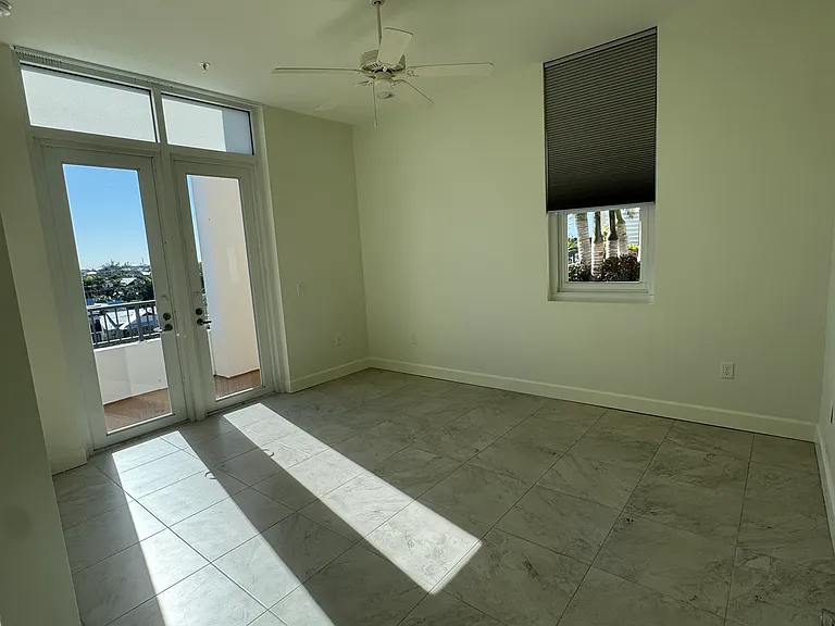 201 W Marion Ave #1414 — Photo 10