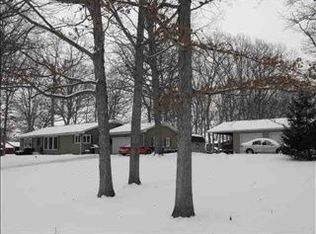 7710 W Hoffman Lake Rd, Warsaw, IN 46582