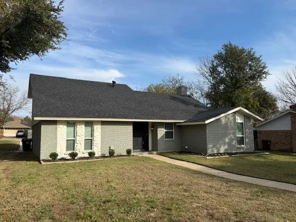 2223 Foxcroft Cir, Denton, TX 76209