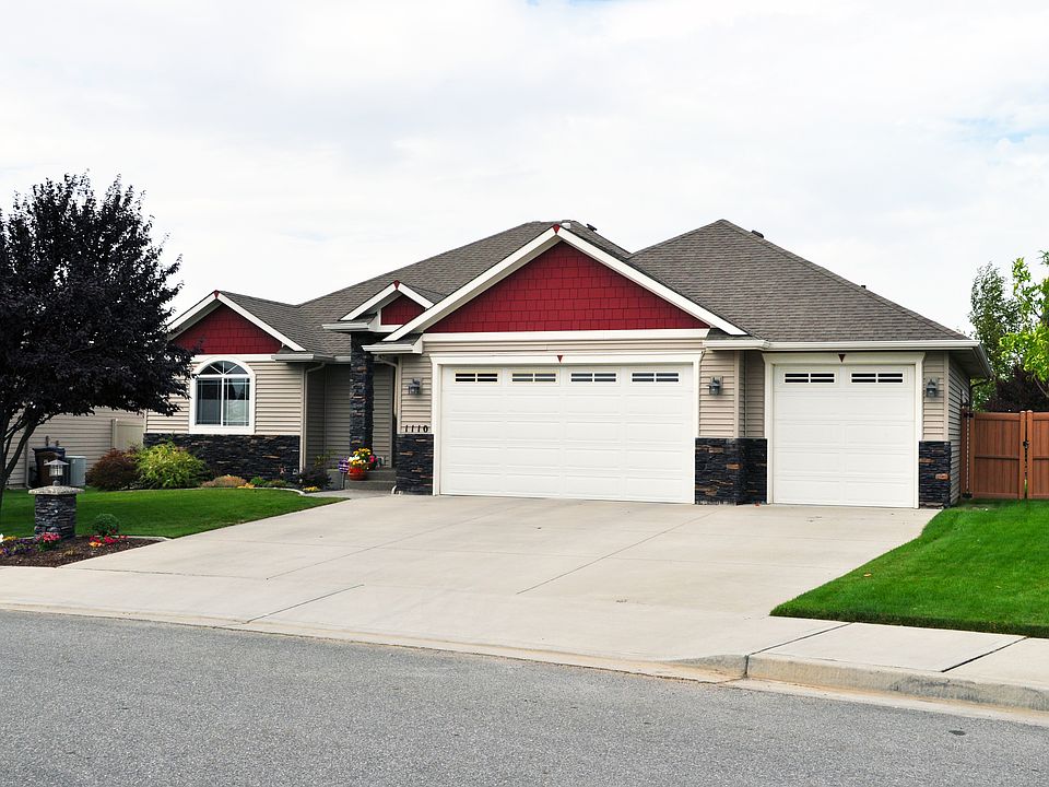Unassuming curb appeal