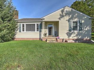 304 Cedar Valley Rd, Bristol, TN 37620