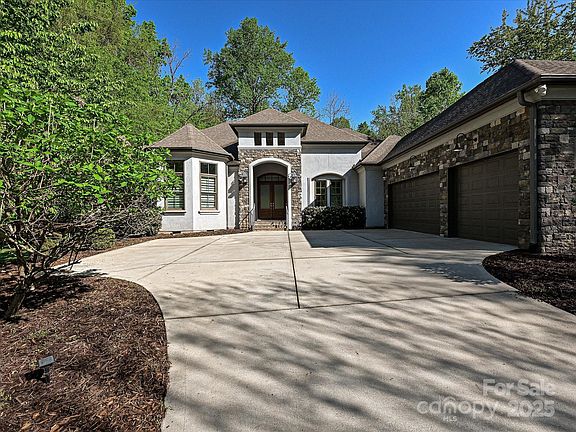 2nd image of 11447 Egrets Point Dr