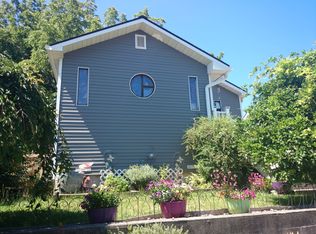 7353 34th Ave SW, Seattle, WA 98126