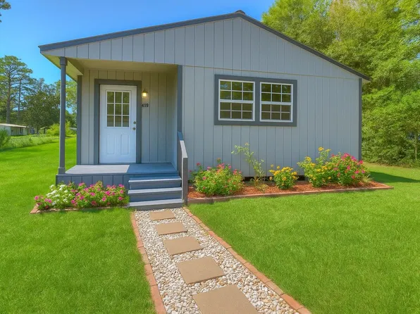 415 E Sherwood Dr, Livingston, TX 77351