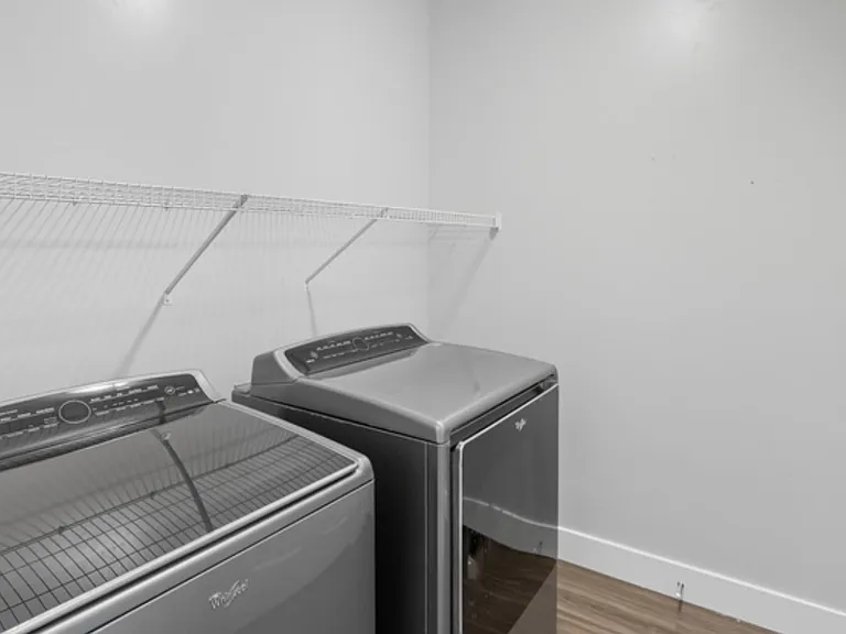 1816 W Eaglewood Dr #301 — Photo 8