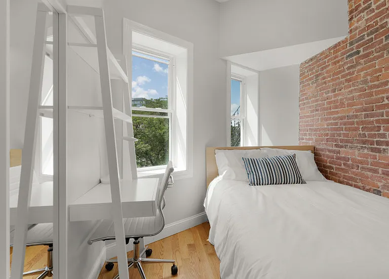 15 Snow Hill St #3 — Photo 2