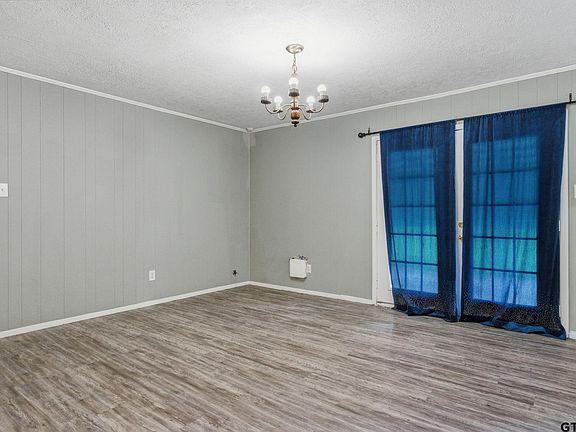 5th image of 155 Angela Ln