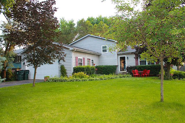 1st image of 35156 N Sheridan Dr
