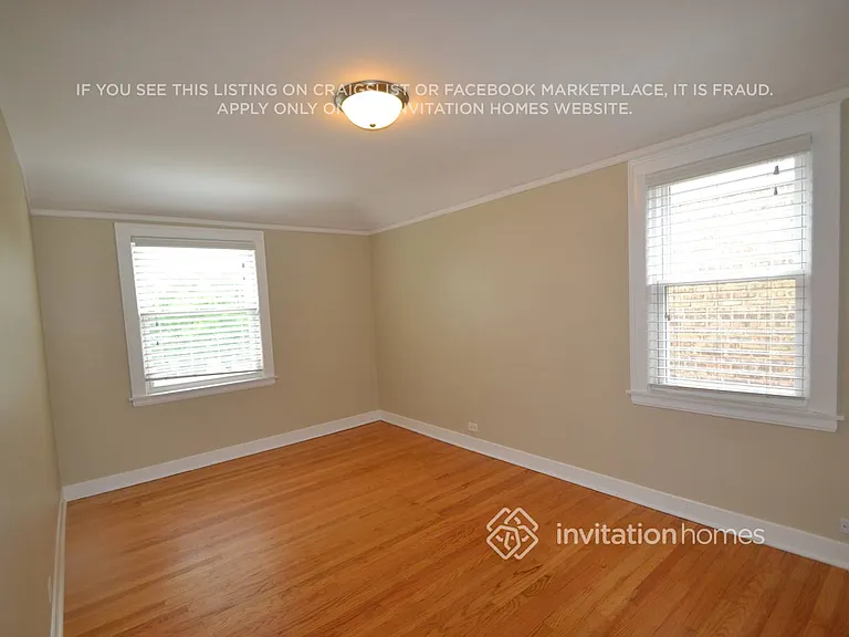 2904 N McVicker Ave — Photo 7