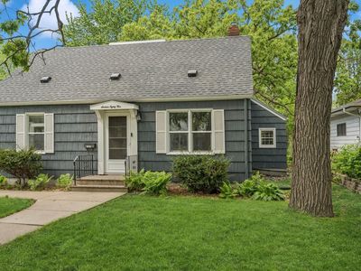 1685 Rose Ave E, Saint Paul, MN, 55106