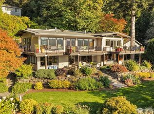 13210 Holmes Point Drive NE, Kirkland, WA 98034
