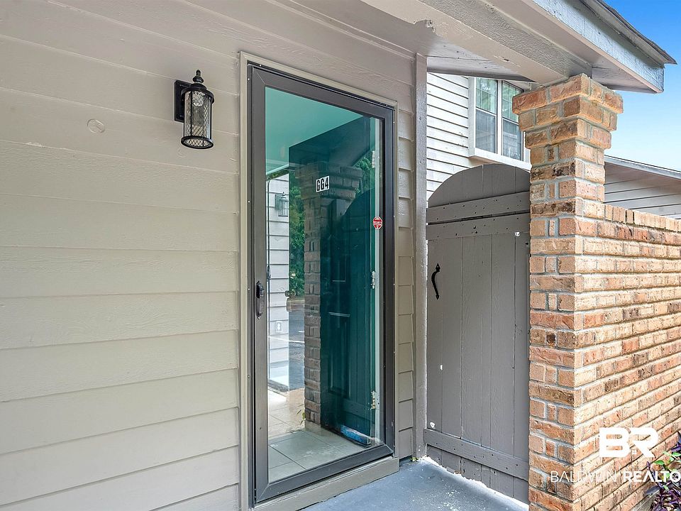 1st image of 389 Clubhouse Dr Unit Gg4-5