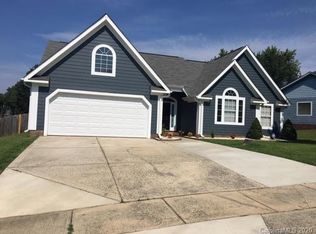 9820 Dunfries Rd, Matthews, NC 28105