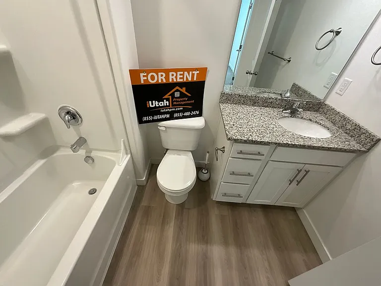 3104 N 1625 E — Photo 17